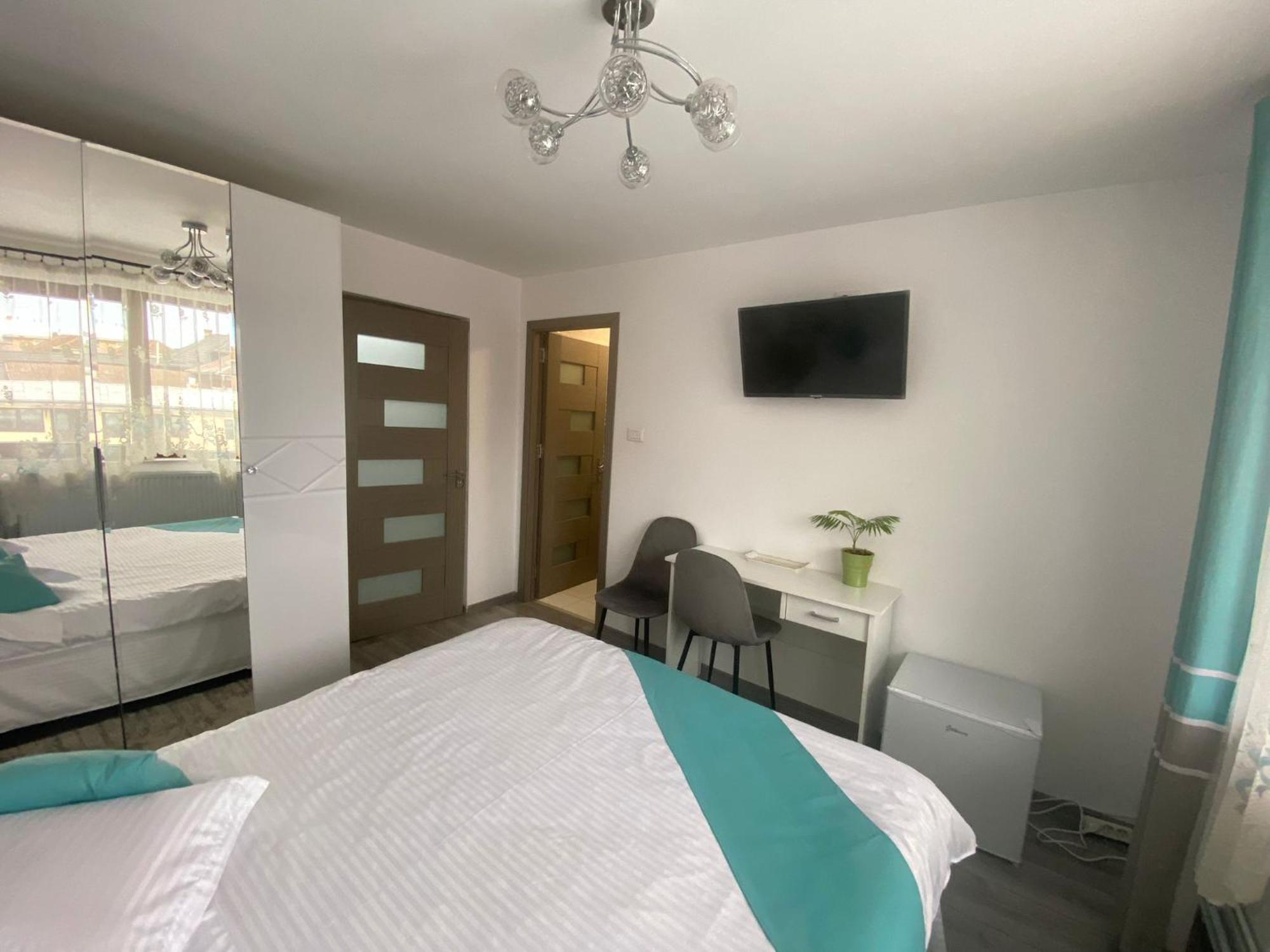 Hotel Casa Irina Mînăstirea Humorului Esterno foto